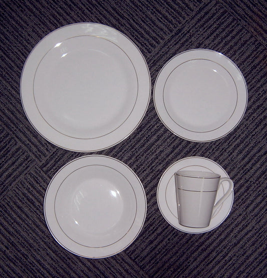 16-Piece Dinnerware Set